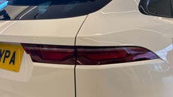 2024 (73) JAGUAR F-PACE 2.0 D200 R-Dynamic HSE Black 5dr Auto AWD 4825178