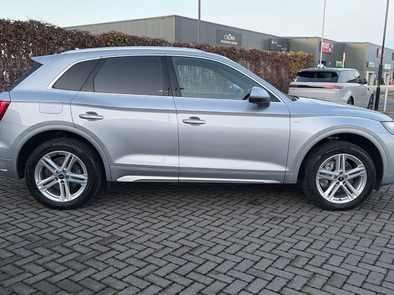 2024 (74) AUDI Q5 40 TDI Quattro S Line 5dr S Tronic 4833159