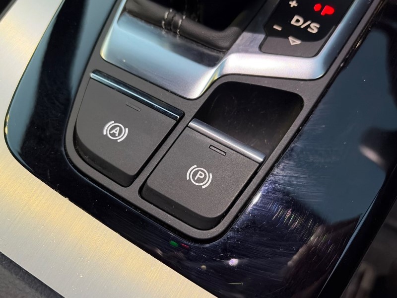 2024 (74) AUDI Q5 40 TDI Quattro S Line 5dr S Tronic 4833163