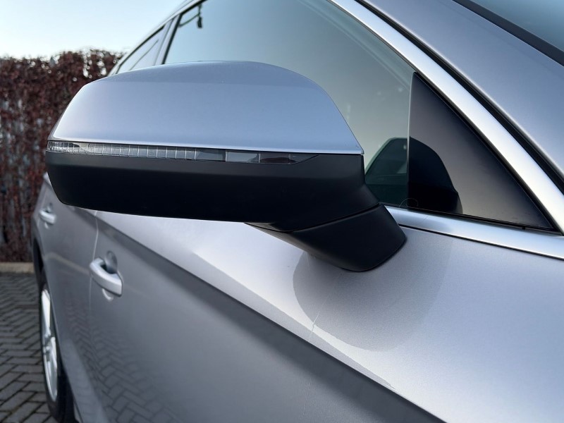 2024 (74) AUDI Q5 40 TDI Quattro S Line 5dr S Tronic 4833156