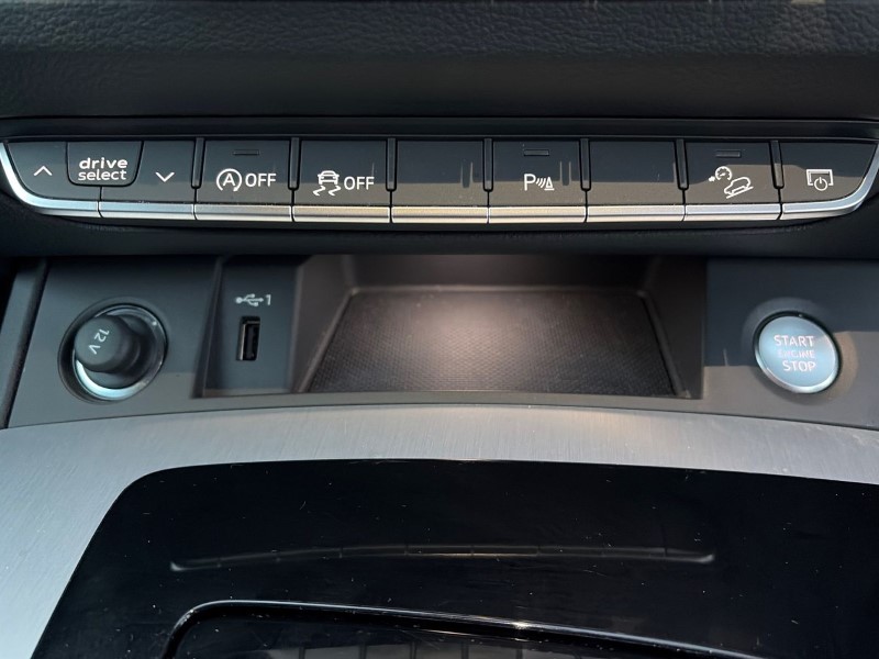 2024 (74) AUDI Q5 40 TDI Quattro S Line 5dr S Tronic 4833142