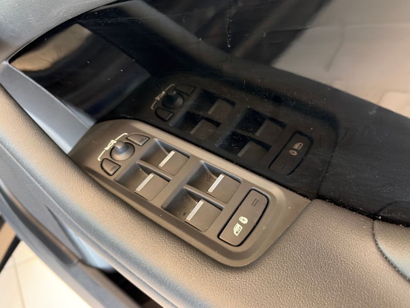 2021 (71) JAGUAR I-PACE 294kW EV400 SE 90kWh 5dr Auto [11kW Charger] 4846819