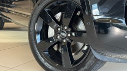 2024 (74) LAND ROVER DEFENDER 3.0 D300 X-Dynamic HSE 110 5dr Auto 4854881