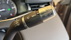 2022 (22) LAND ROVER RANGE ROVER EVOQUE 2.0 D200 R-Dynamic S 5dr Auto 4850915