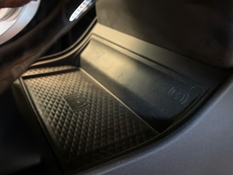 2022 (72) LAND ROVER RANGE ROVER EVOQUE 1.5 P300e R-Dynamic SE 5dr Auto 4922084