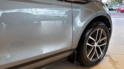 2024 (74) LAND ROVER RANGE ROVER EVOQUE 2.0 D200 Dynamic SE 5dr Auto 4841627