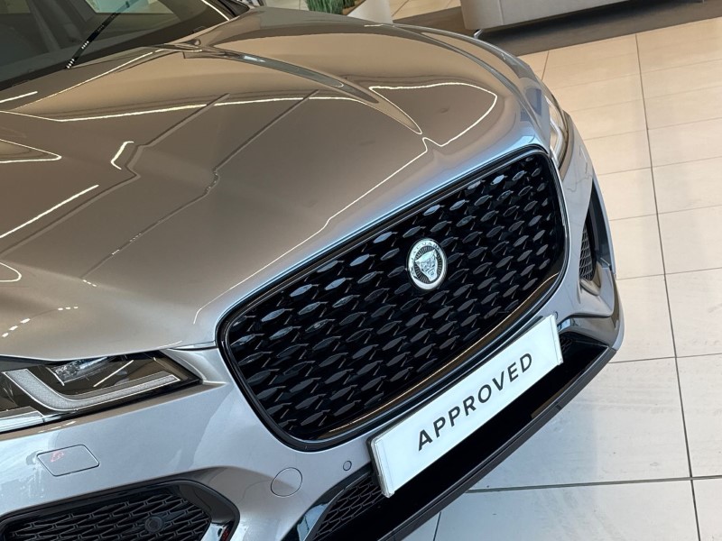 2024 (24) JAGUAR F-PACE 2.0 D200 R-Dynamic HSE Black 90th Anniv 5dr Auto 4880080