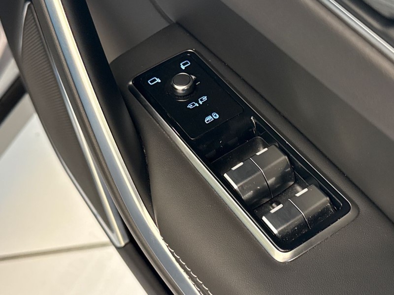 2024 (24) JAGUAR F-PACE 2.0 D200 R-Dynamic HSE Black 90th Anniv 5dr Auto 4880061