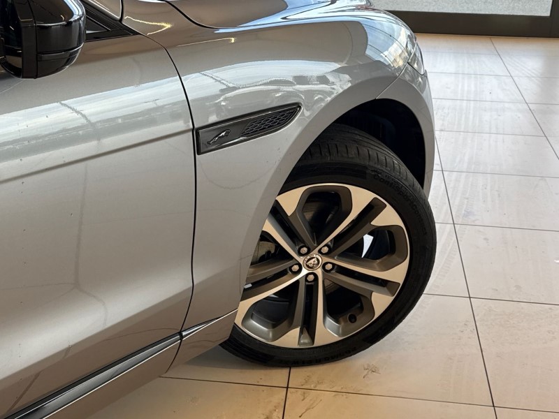 2024 (24) JAGUAR F-PACE 2.0 D200 R-Dynamic HSE Black 90th Anniv 5dr Auto 4880086