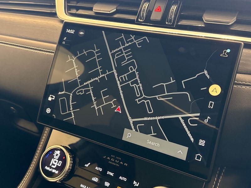 2024 (24) JAGUAR F-PACE 2.0 D200 R-Dynamic HSE Black 90th Anniv 5dr Auto 4880049