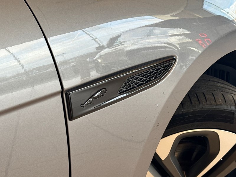 2024 (24) JAGUAR F-PACE 2.0 D200 R-Dynamic HSE Black 90th Anniv 5dr Auto 4880058