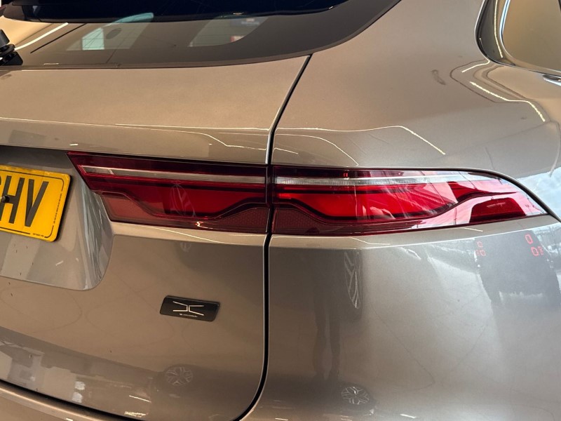 2024 (24) JAGUAR F-PACE 2.0 D200 R-Dynamic HSE Black 90th Anniv 5dr Auto 4880084