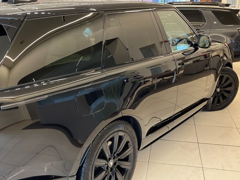 2025 (25) LAND ROVER RANGE ROVER 3.0 P550e Autobiography 4dr Auto 4874902