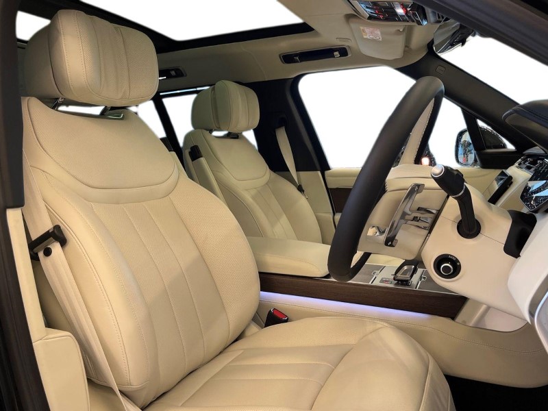 2025 (25) LAND ROVER RANGE ROVER 3.0 P550e Autobiography 4dr Auto 4874874