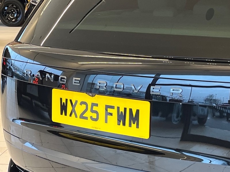 2025 (25) LAND ROVER RANGE ROVER 3.0 P550e Autobiography 4dr Auto 4874896
