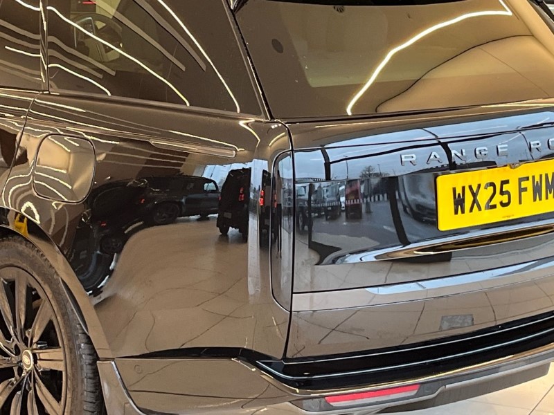 2025 (25) LAND ROVER RANGE ROVER 3.0 P550e Autobiography 4dr Auto 4874898