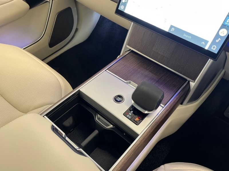 2025 (25) LAND ROVER RANGE ROVER 3.0 P550e Autobiography 4dr Auto 4874860