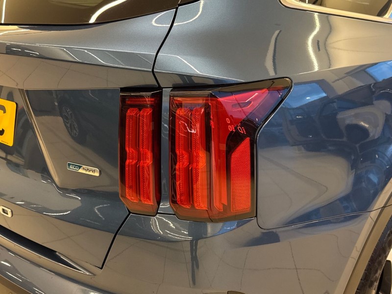 2022 (22) KIA SORENTO 1.6 T-GDi HEV 4 5dr Auto 4852459