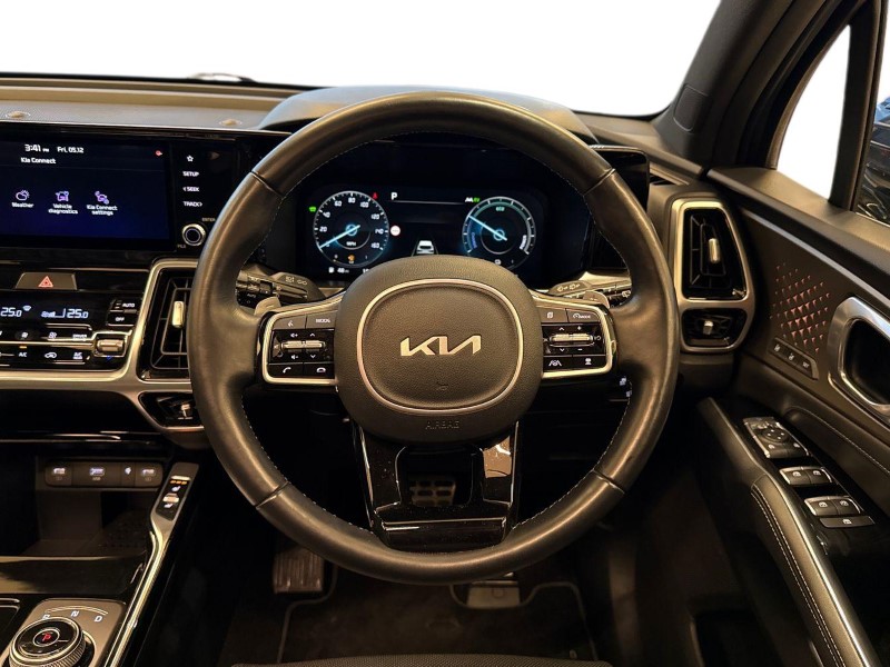 2022 (22) KIA SORENTO 1.6 T-GDi HEV 4 5dr Auto 4852428