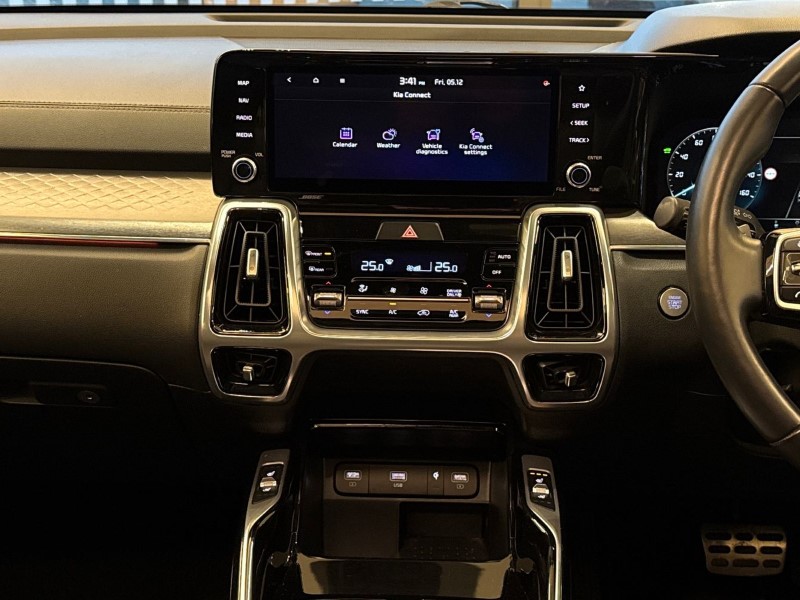 2022 (22) KIA SORENTO 1.6 T-GDi HEV 4 5dr Auto 4852427