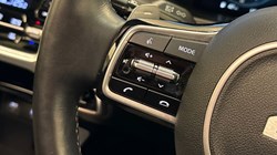 2022 (22) KIA SORENTO 1.6 T-GDi HEV 4 5dr Auto 4852440