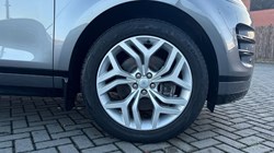 2022 (72) LAND ROVER RANGE ROVER EVOQUE 2.0 D200 R-Dynamic SE 5dr Auto 4881943