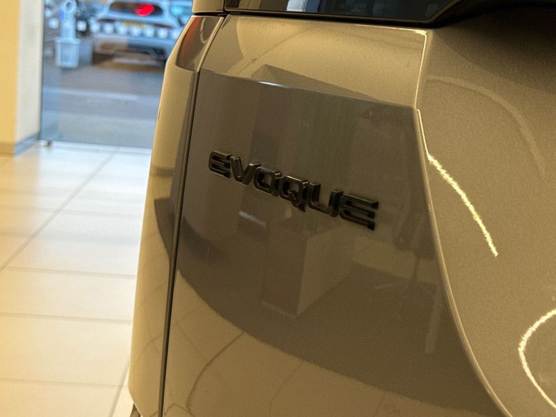 2022 (72) LAND ROVER RANGE ROVER EVOQUE 2.0 D200 R-Dynamic SE 5dr Auto 4881978