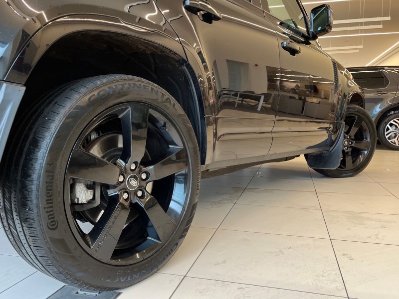 2023 (23) LAND ROVER DEFENDER 3.0 D300 X-Dynamic SE 110 5dr Auto 4885430