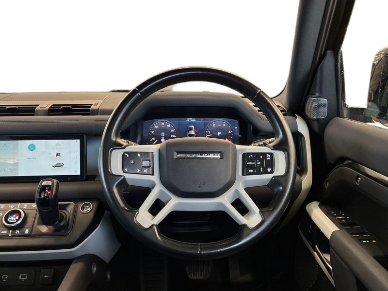 2023 (23) LAND ROVER DEFENDER 3.0 D300 X-Dynamic SE 110 5dr Auto 4885398