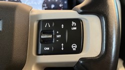2023 (23) LAND ROVER DEFENDER 3.0 D300 X-Dynamic SE 110 5dr Auto 4885411