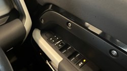 2023 (23) LAND ROVER DEFENDER 3.0 D300 X-Dynamic SE 110 5dr Auto 4885407