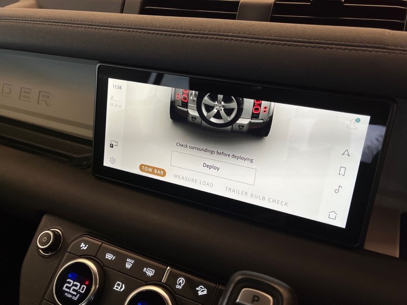 2023 (23) LAND ROVER DEFENDER 3.0 D300 X-Dynamic SE 110 5dr Auto 4885405