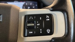 2023 (23) LAND ROVER DEFENDER 3.0 D300 X-Dynamic SE 110 5dr Auto 4885413