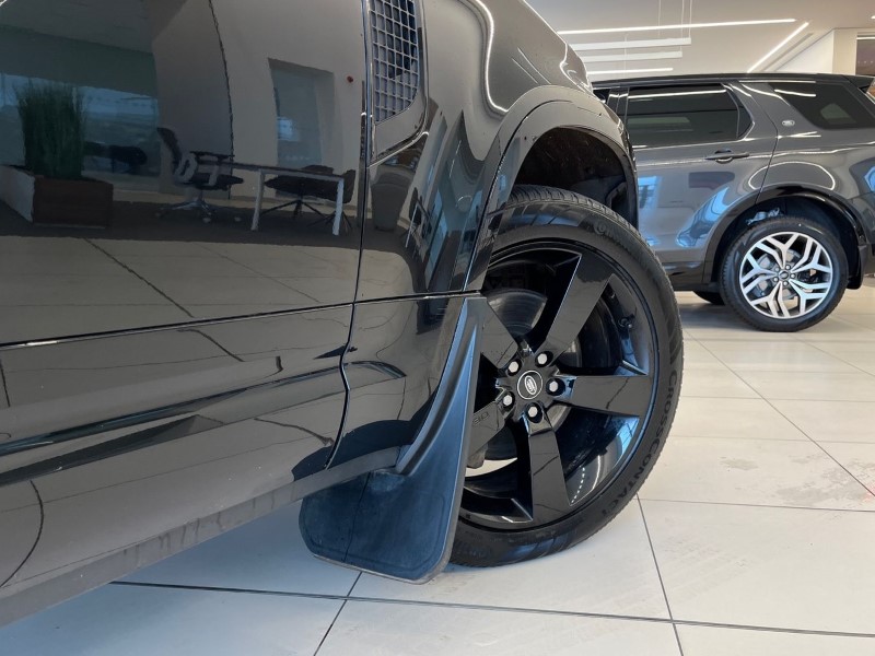 2023 (23) LAND ROVER DEFENDER 3.0 D300 X-Dynamic SE 110 5dr Auto 4885431