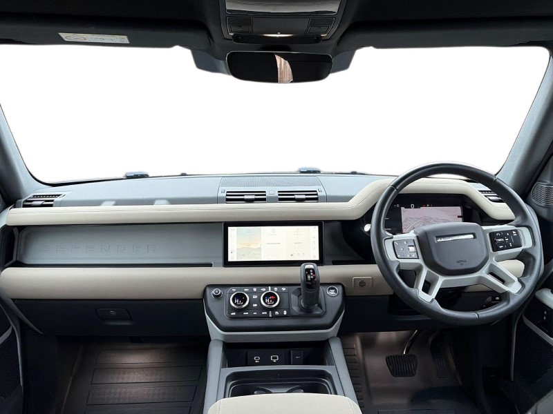 2022 (72) LAND ROVER DEFENDER 3.0 D300 X-Dynamic S 110 5dr Auto 4885330