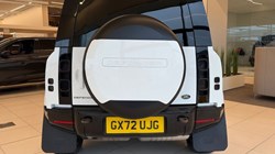 2022 (72) LAND ROVER DEFENDER 3.0 D300 X-Dynamic S 110 5dr Auto 4885380