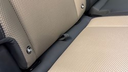 2022 (72) LAND ROVER DEFENDER 3.0 D300 X-Dynamic S 110 5dr Auto 4885362