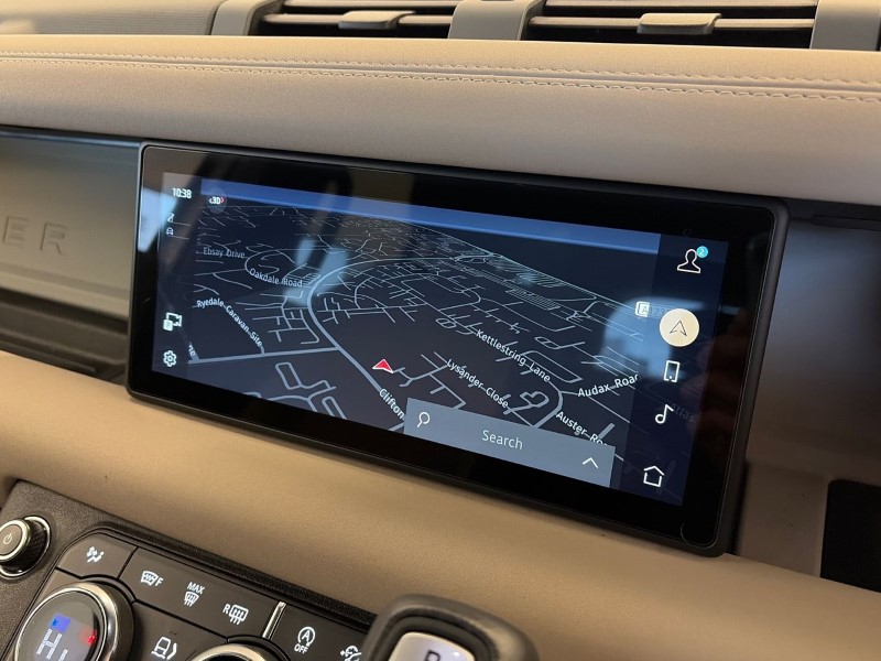 2022 (72) LAND ROVER DEFENDER 3.0 D300 X-Dynamic S 110 5dr Auto 4885353