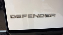 2022 (72) LAND ROVER DEFENDER 3.0 D300 X-Dynamic S 110 5dr Auto 4885370