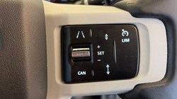 2022 (72) LAND ROVER DEFENDER 3.0 D300 X-Dynamic S 110 5dr Auto 4885351