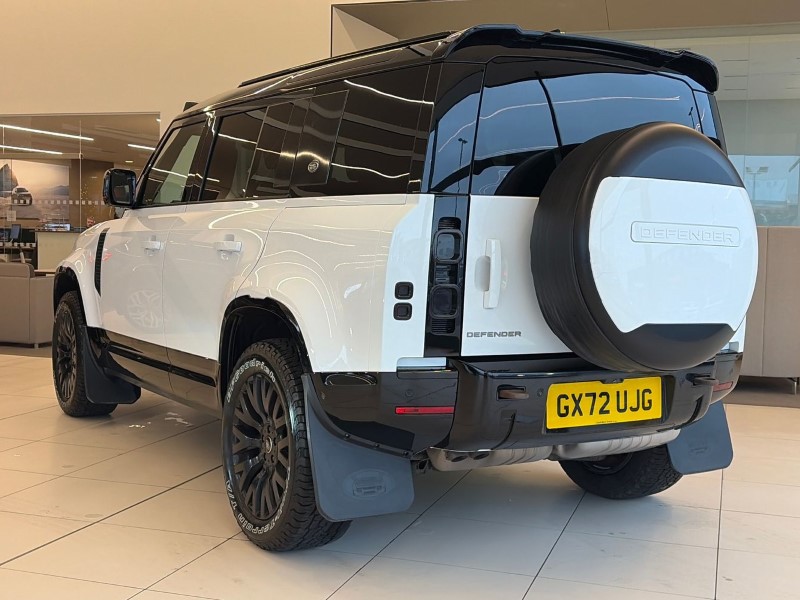 2022 (72) LAND ROVER DEFENDER 3.0 D300 X-Dynamic S 110 5dr Auto 4885381