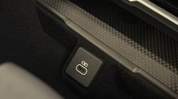 2025 (75) LAND ROVER RANGE ROVER 3.0 D300 Edition 4dr Auto 5016122