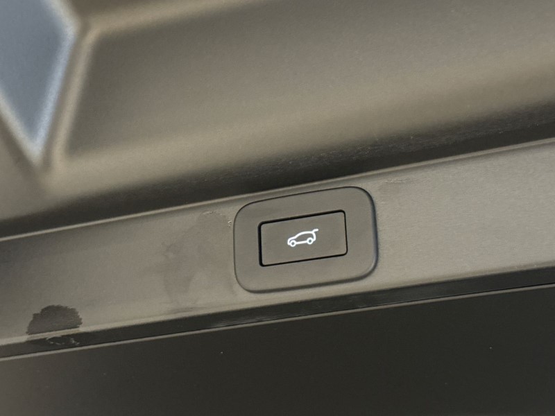 2025 (75) LAND ROVER RANGE ROVER 3.0 D300 Edition 4dr Auto 5016127