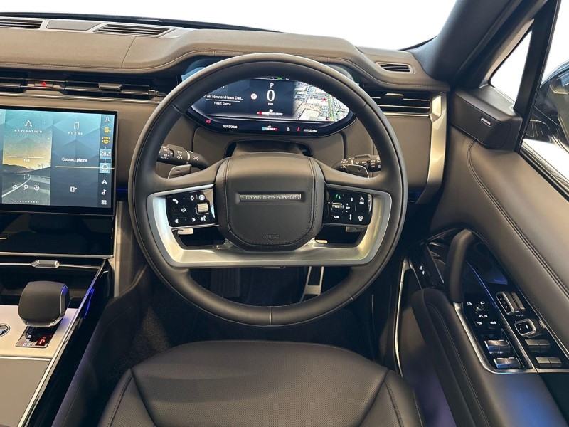 2025 (75) LAND ROVER RANGE ROVER 3.0 D300 Edition 4dr Auto 5016101