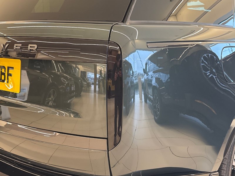 2025 (75) LAND ROVER RANGE ROVER 3.0 D300 Edition 4dr Auto 5016134