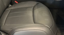 2025 (75) LAND ROVER RANGE ROVER 3.0 D300 Edition 4dr Auto 5016111