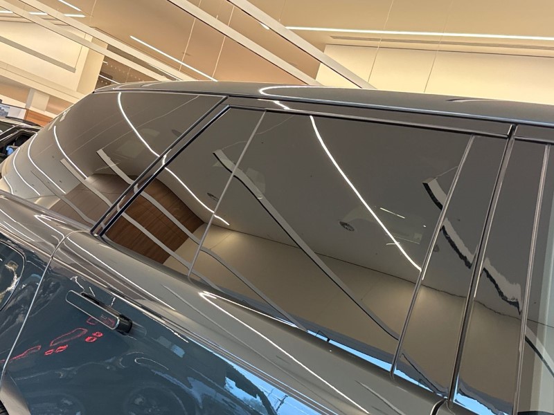 2025 (75) LAND ROVER RANGE ROVER 3.0 D300 Edition 4dr Auto 5016138