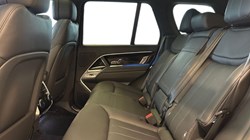 2025 (75) LAND ROVER RANGE ROVER 3.0 D300 Edition 4dr Auto 5016090