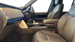 2025 (75) LAND ROVER RANGE ROVER 3.0 D300 Edition 4dr Auto 5016089