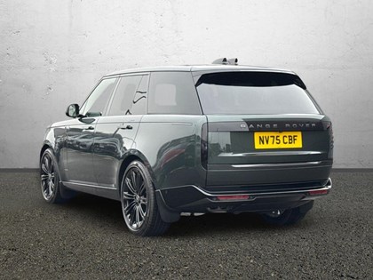 2025 (75) LAND ROVER RANGE ROVER 3.0 D300 Edition 4dr Auto